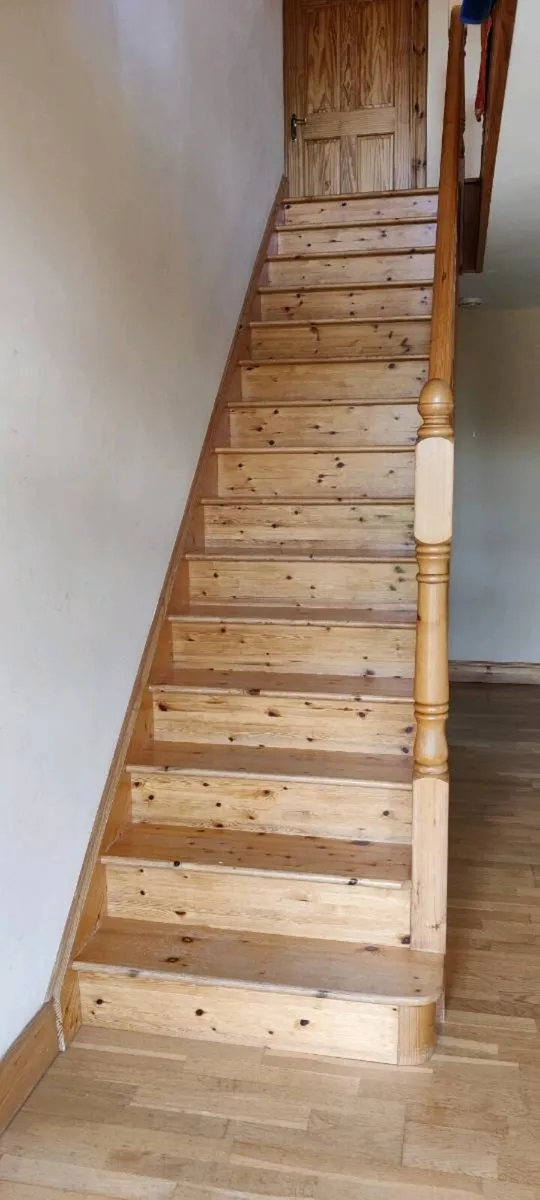 Stairs Solid Pine. - Image 1