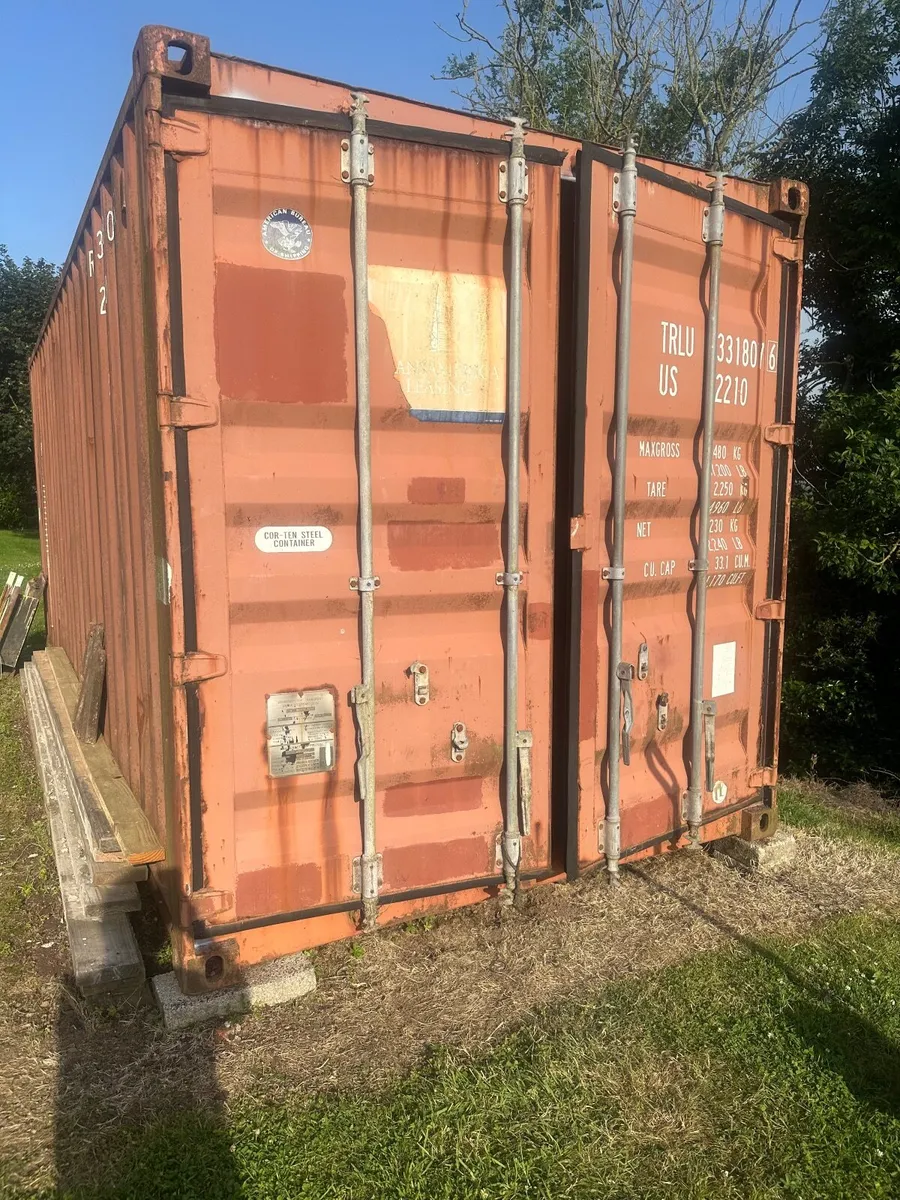 20 foot Shipping Container - Image 1