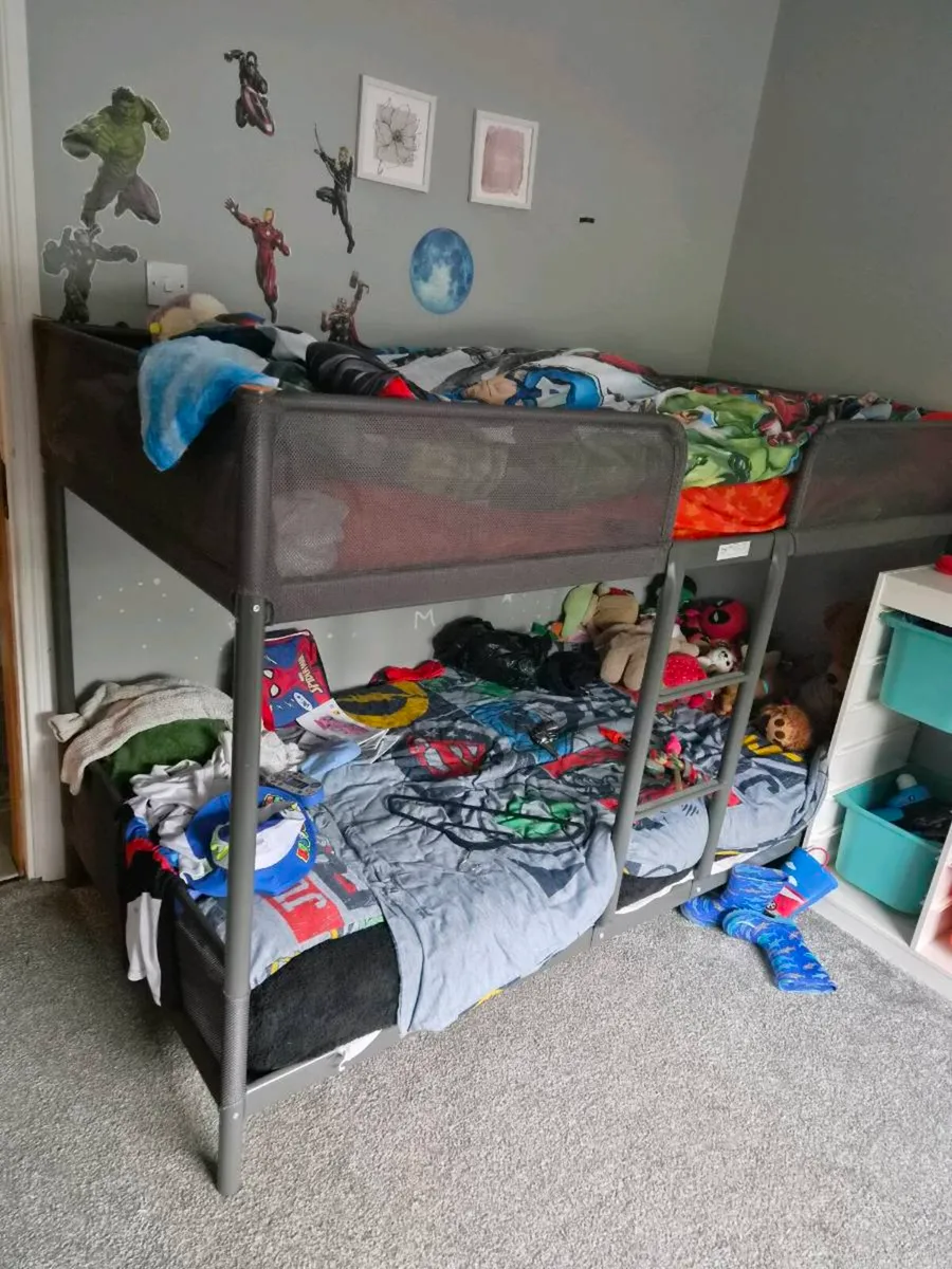 Bunk bed - Image 1