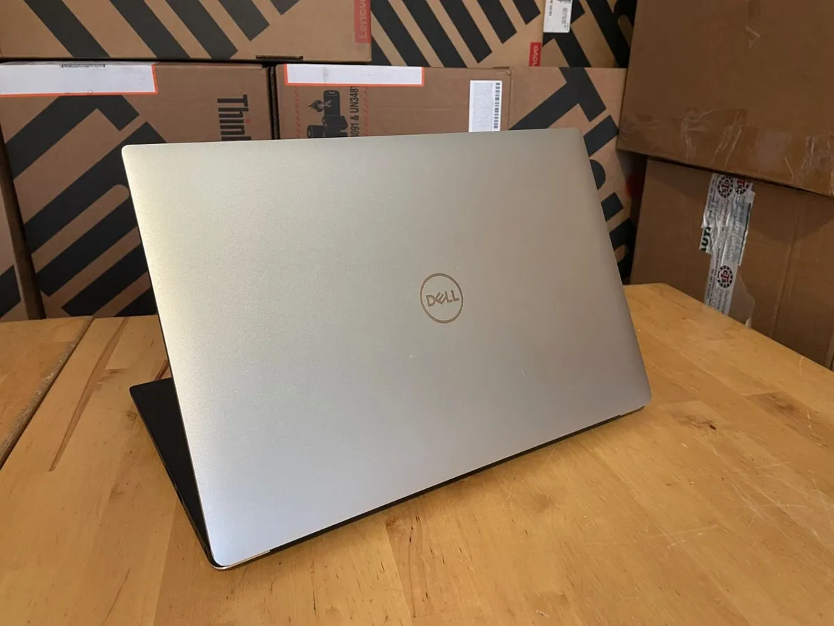Dell Precision 5540 Laptops-Hex i7-32Gb Ram-Delive - Image 3