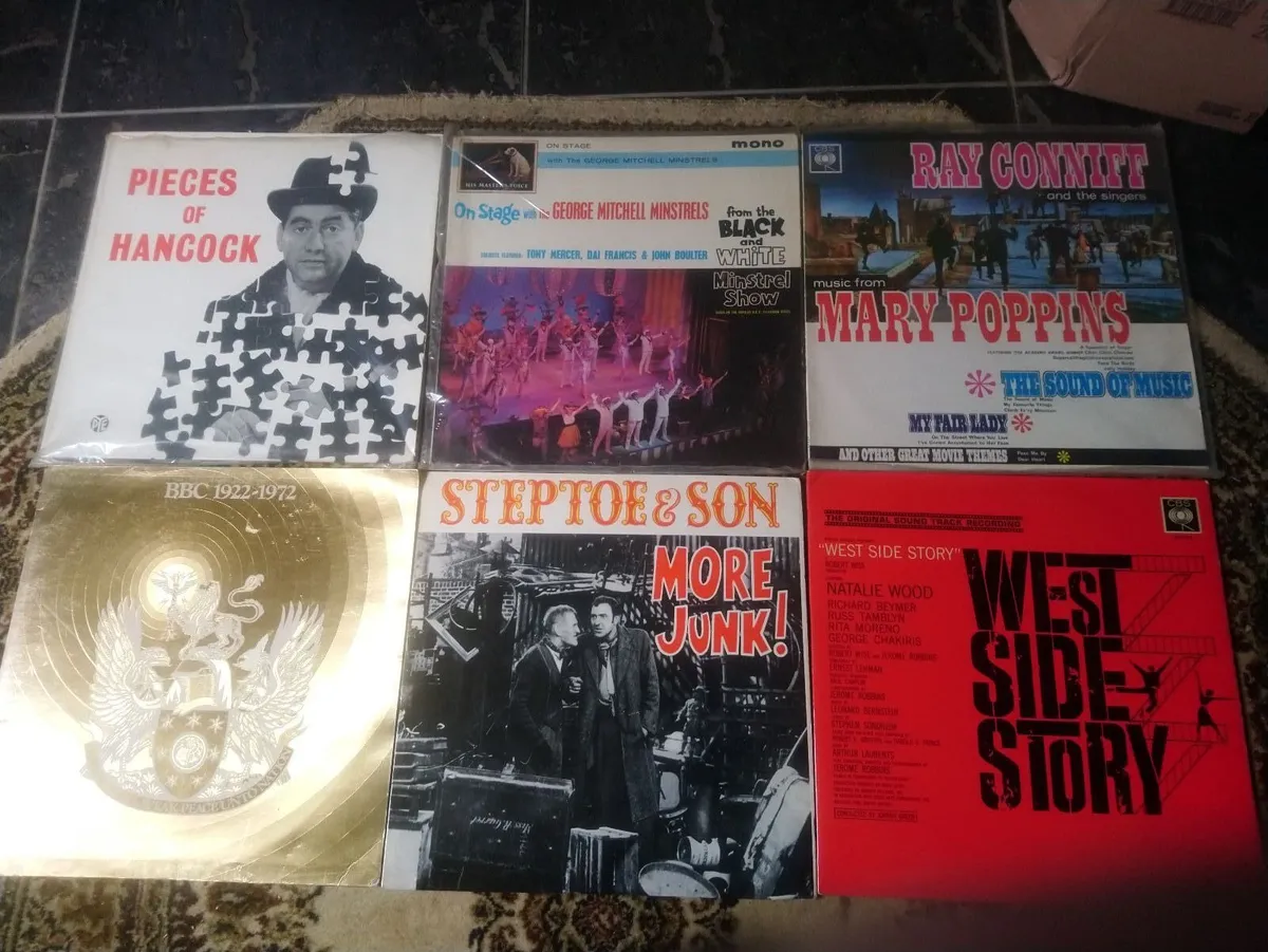 Collection of 29 vinyl records - Image 2