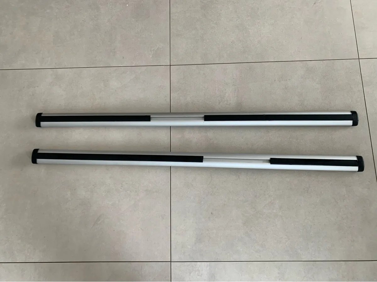 Thule Roof Bars for BMW 3 series & Mini Countryman - Image 1