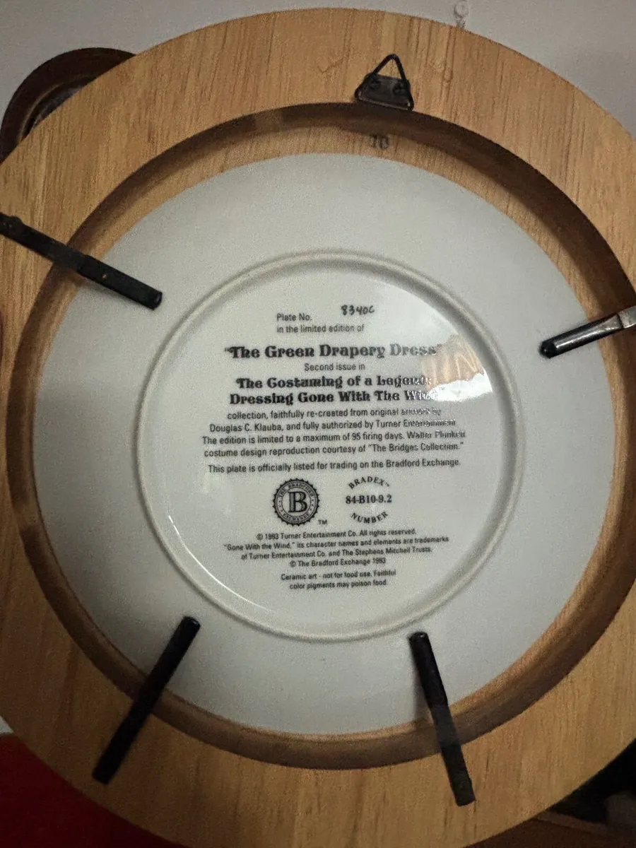 Vintage gone with the wind  picture and plates - Image 2