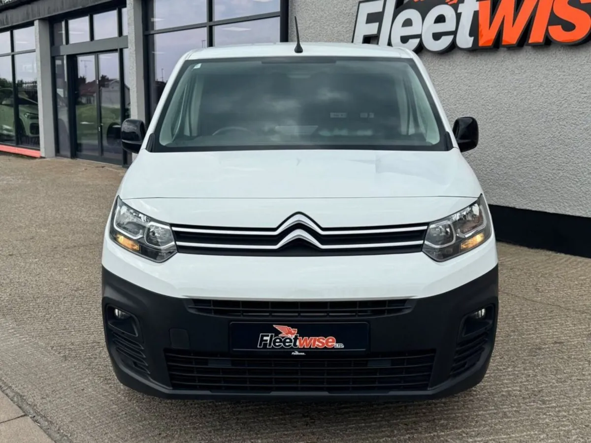 1.5 BlueHDi 1000 Enterprise M Pro Panel Van 5dr Di - Image 2