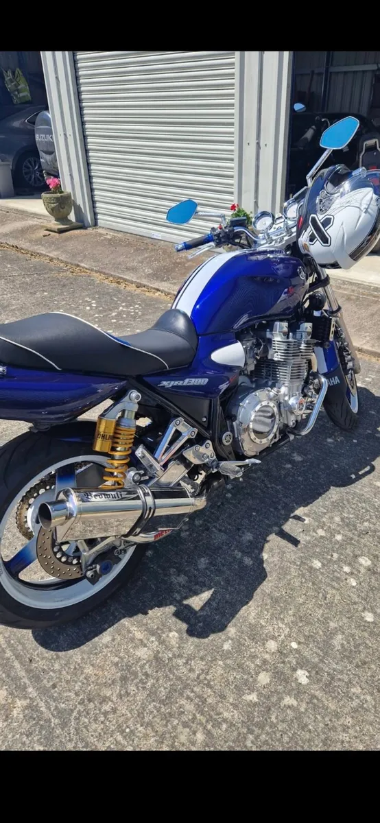 Yamaha XJR 1300 - Image 2