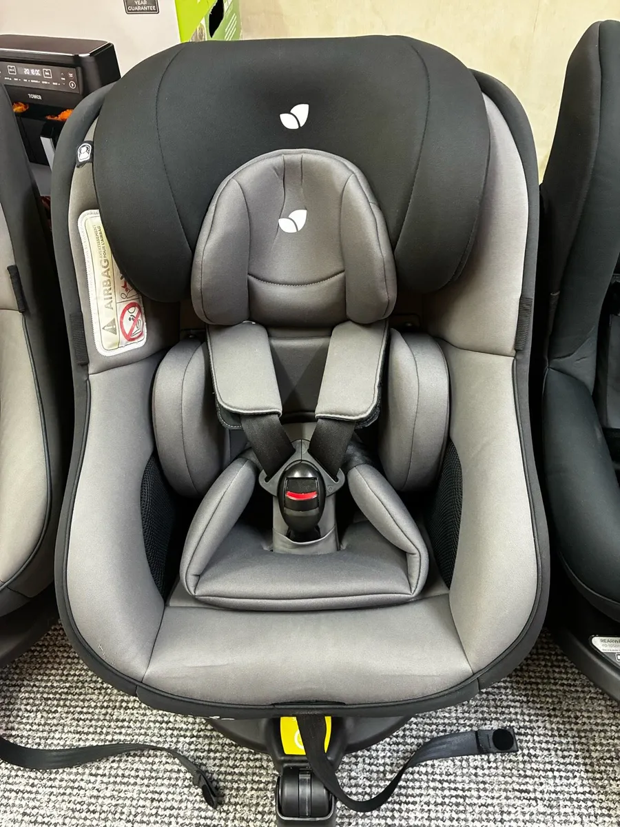 Joie 360 car seats - Image 1