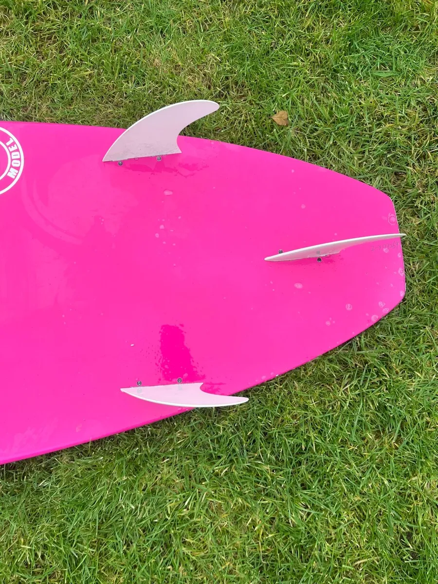 Surfboard - Image 2