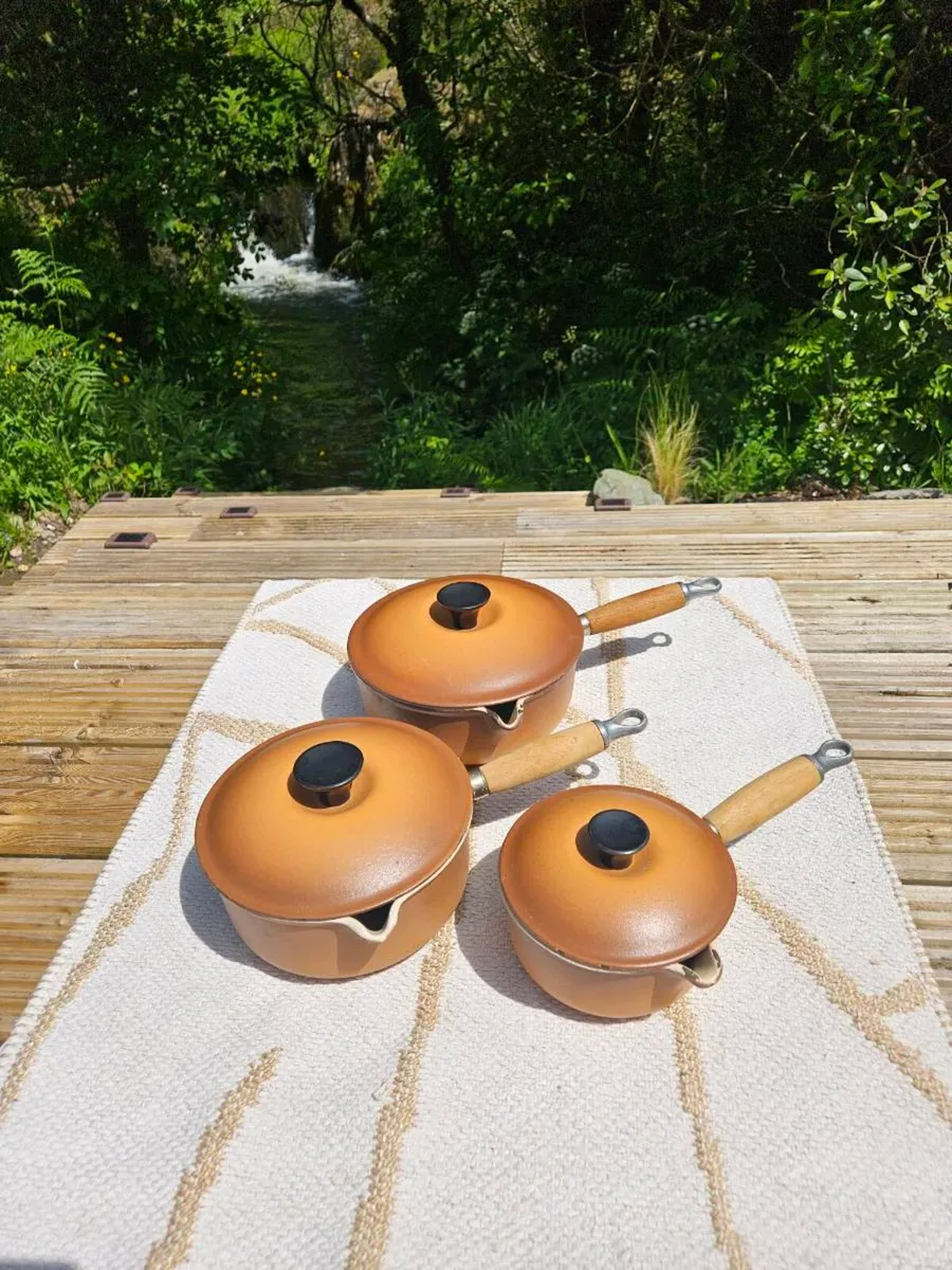 3 Two Tone Vintage Le Creuset Pots - Delivered - Image 4