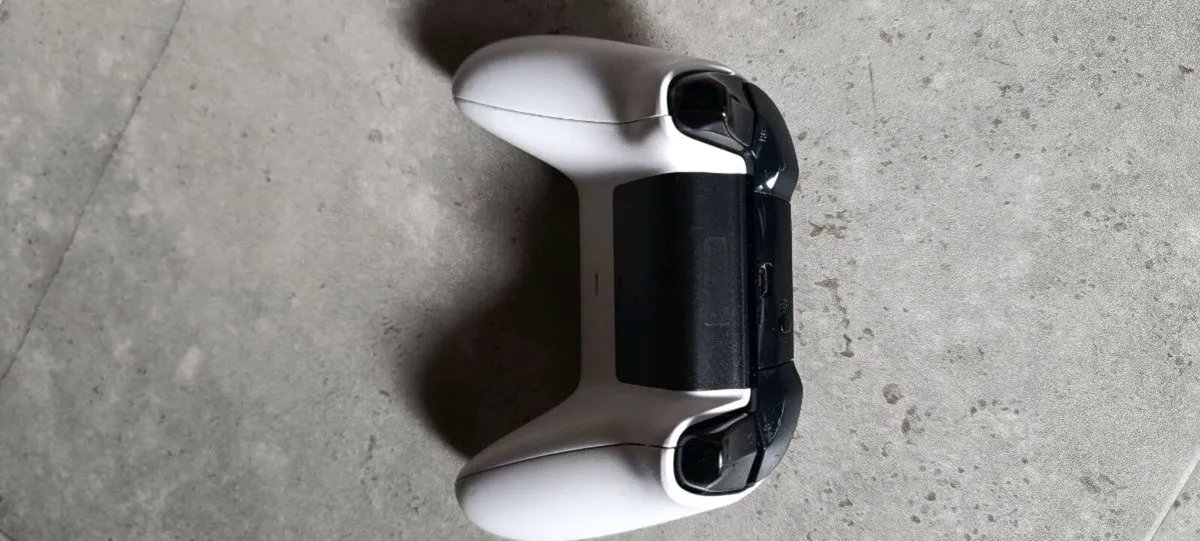 Xbox Controller - Image 3