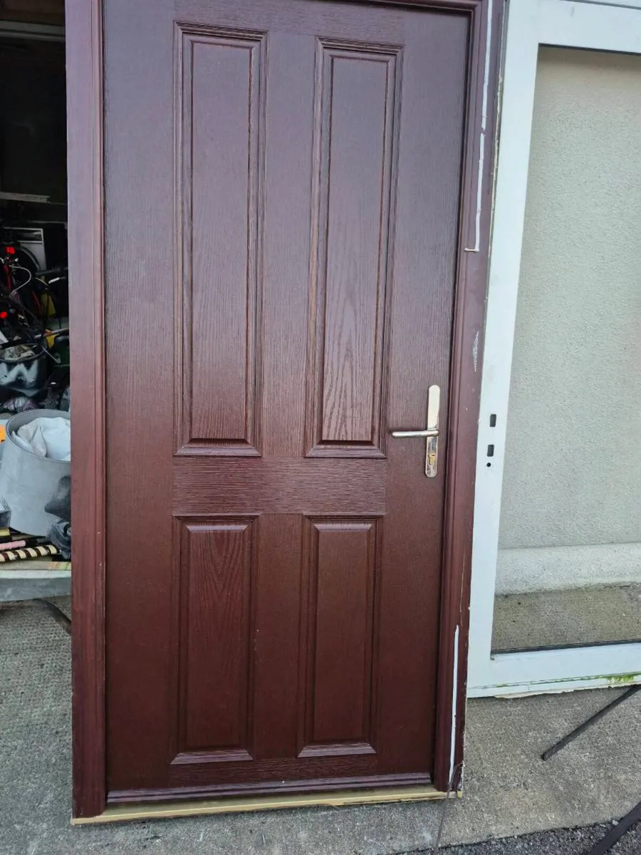 composite door - Image 1
