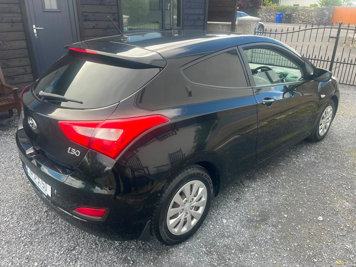 Hyundai I30 Van - Image 4