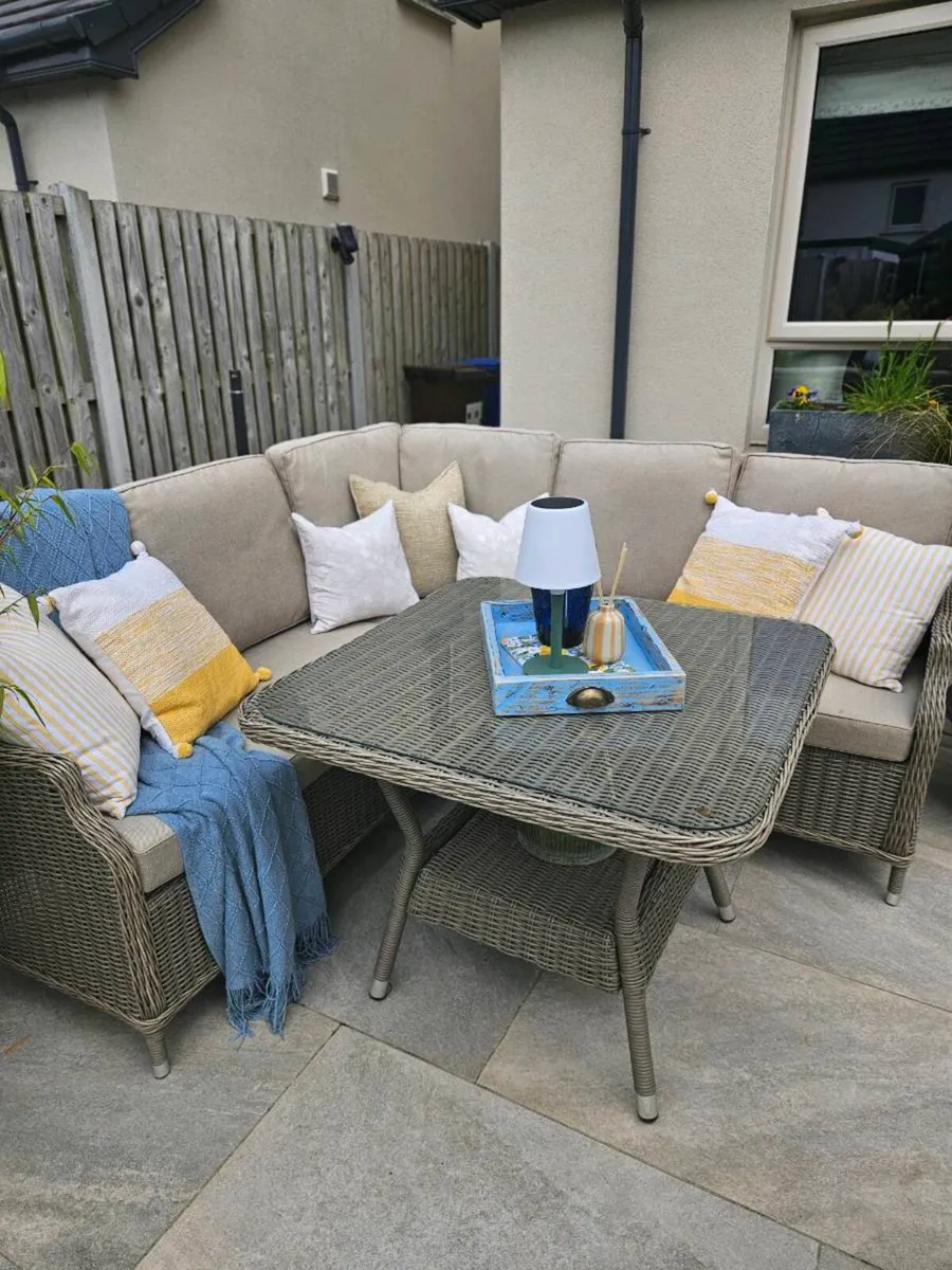 Garden Corner Suite - Image 3