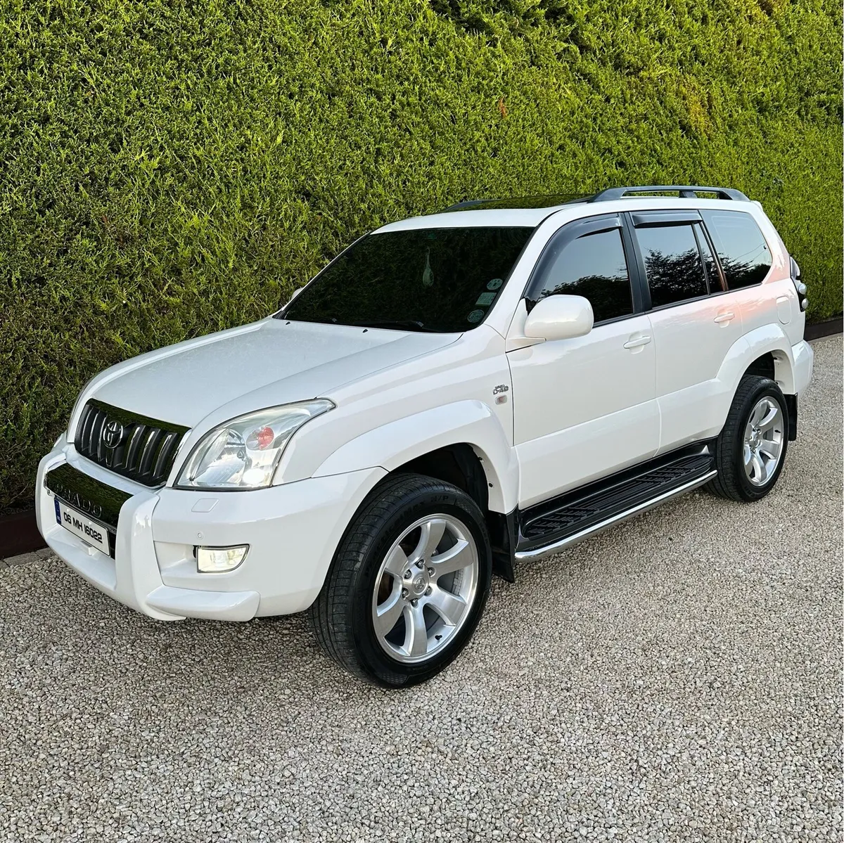 Toyota Landcruiser LC5 - Image 2