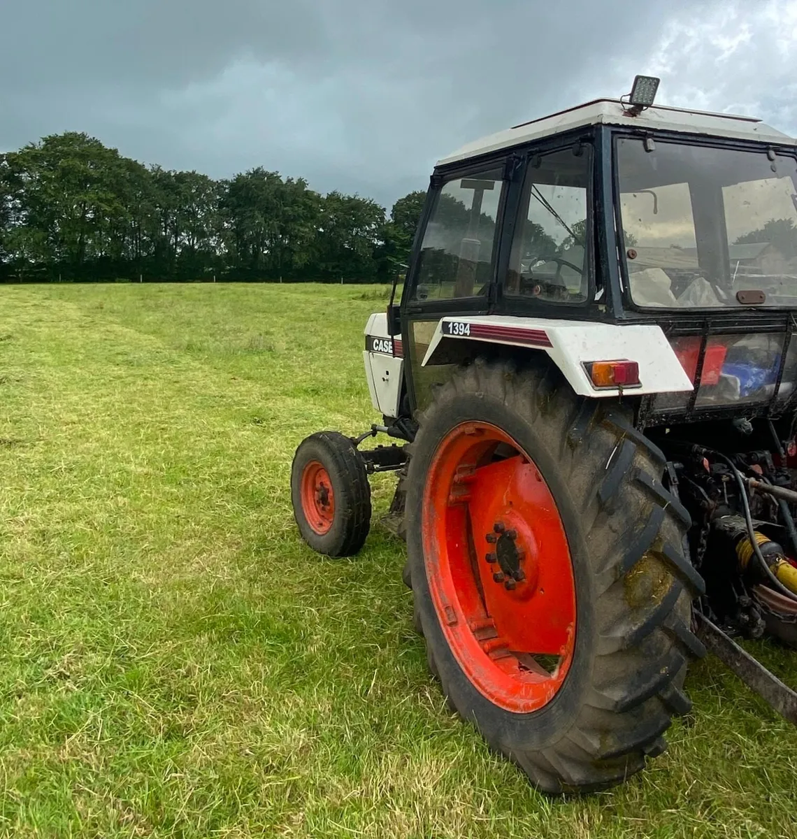 CASE 1394 TRACTOR - Image 2