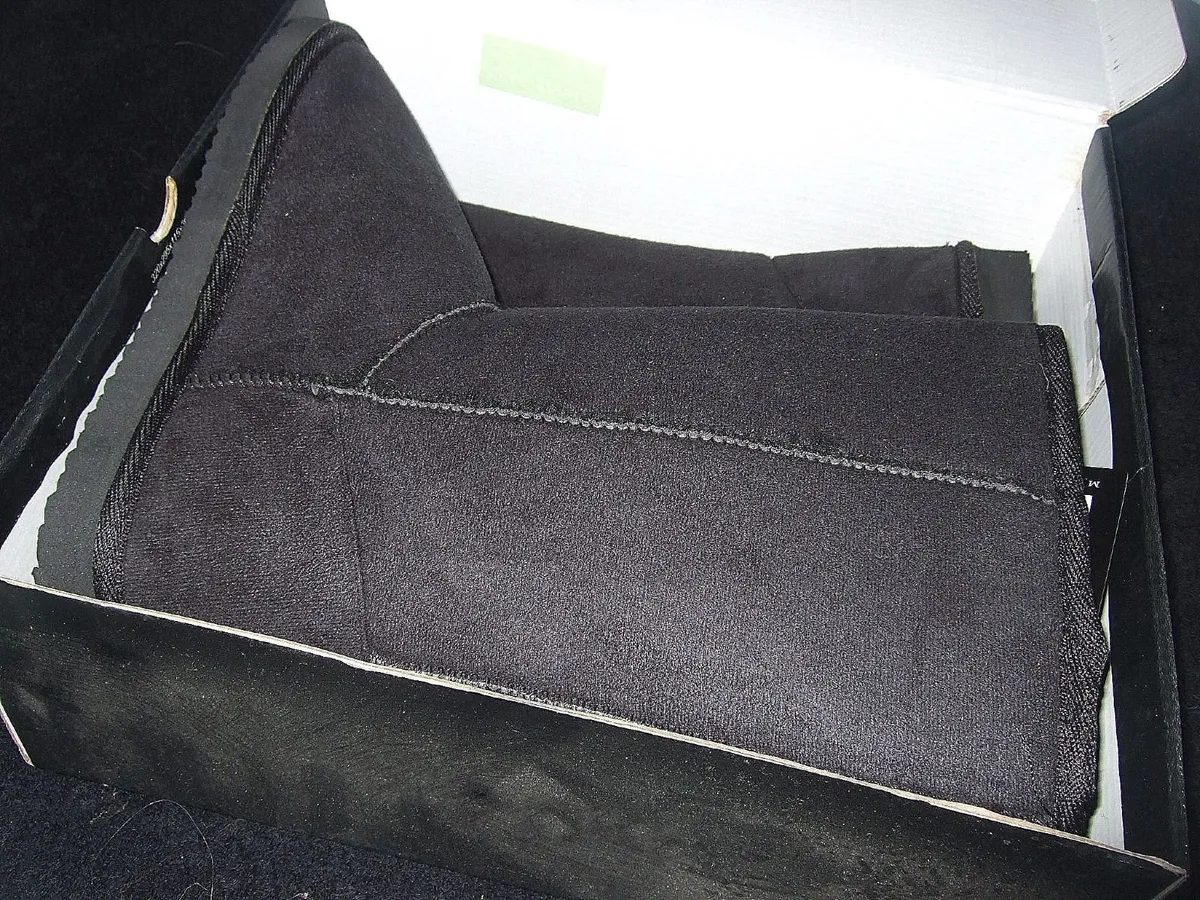 BNIB 'Fiori' Boots-Unworn & Perfect - Image 3