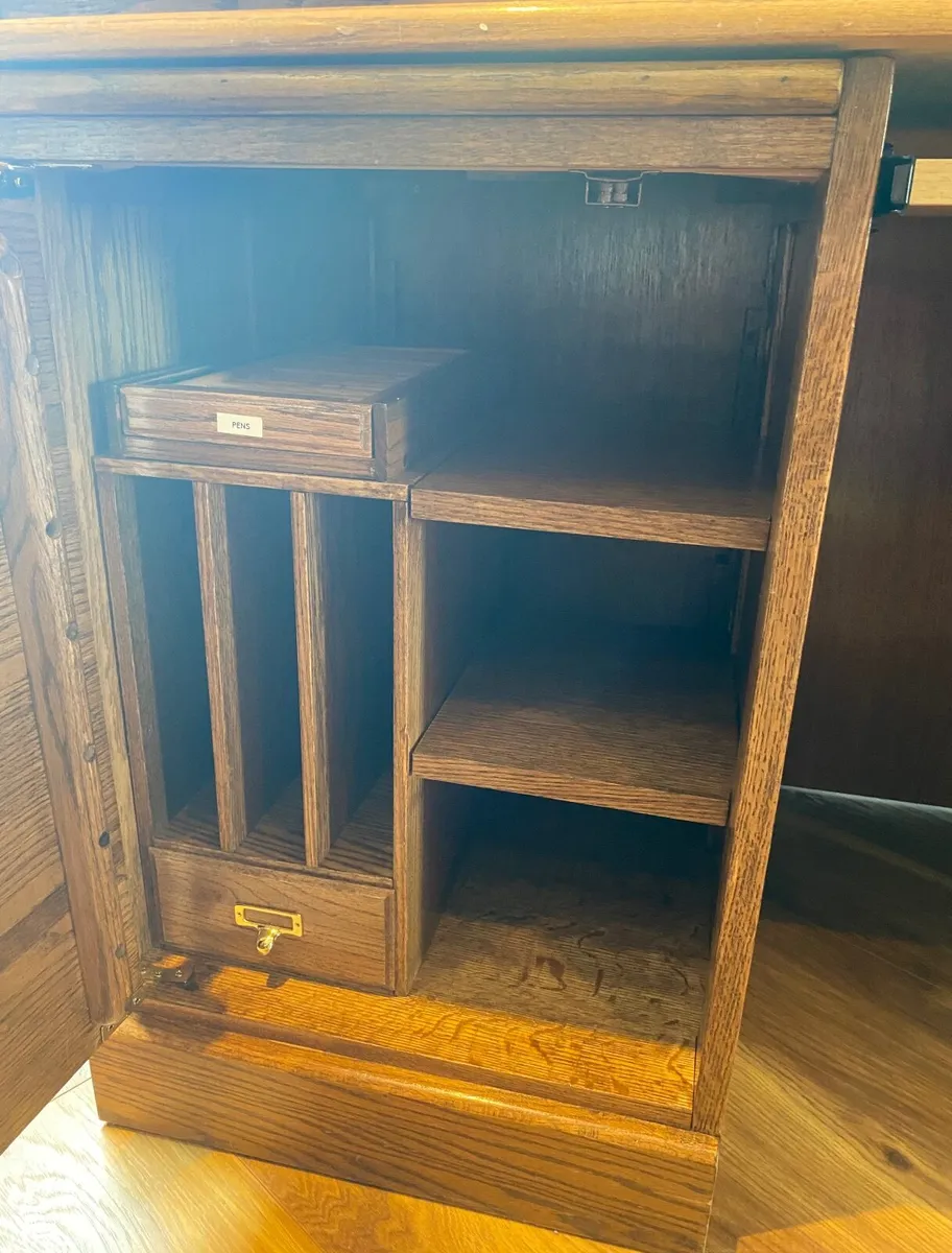 Roll top desk - Image 3