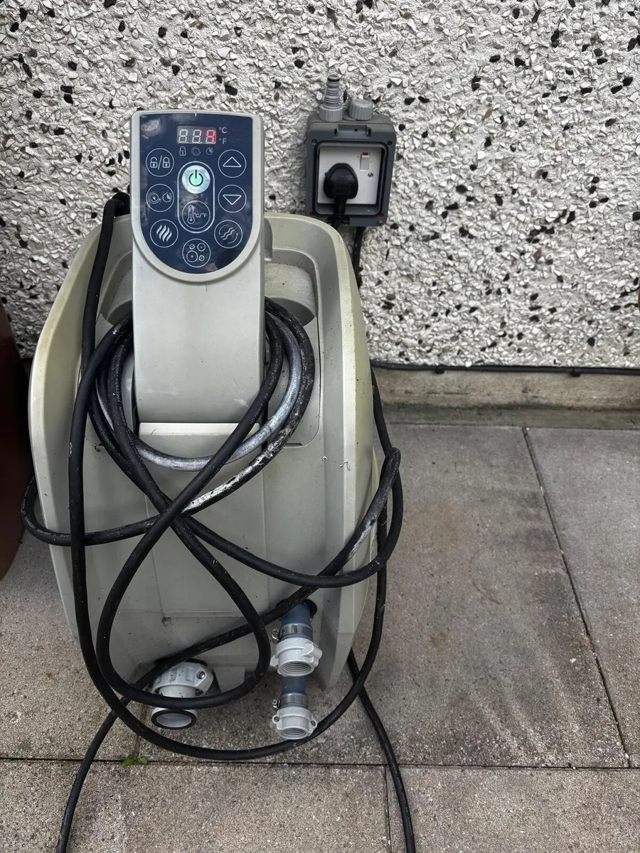 Pump for lazy spa hot tub - Image 1