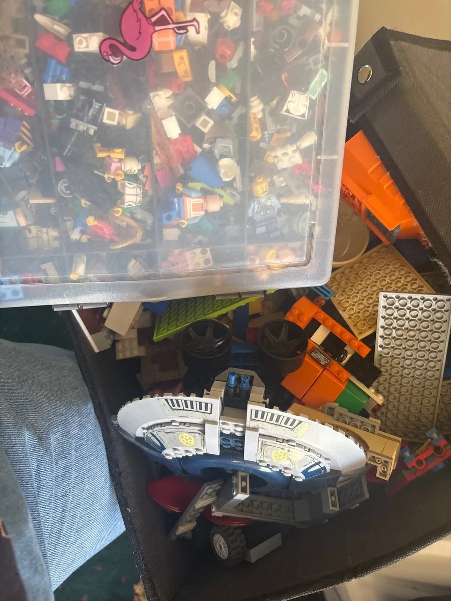 Lego - Image 2