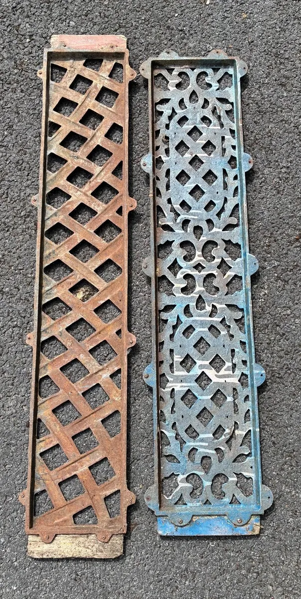 Old Iron Panels - Image 2