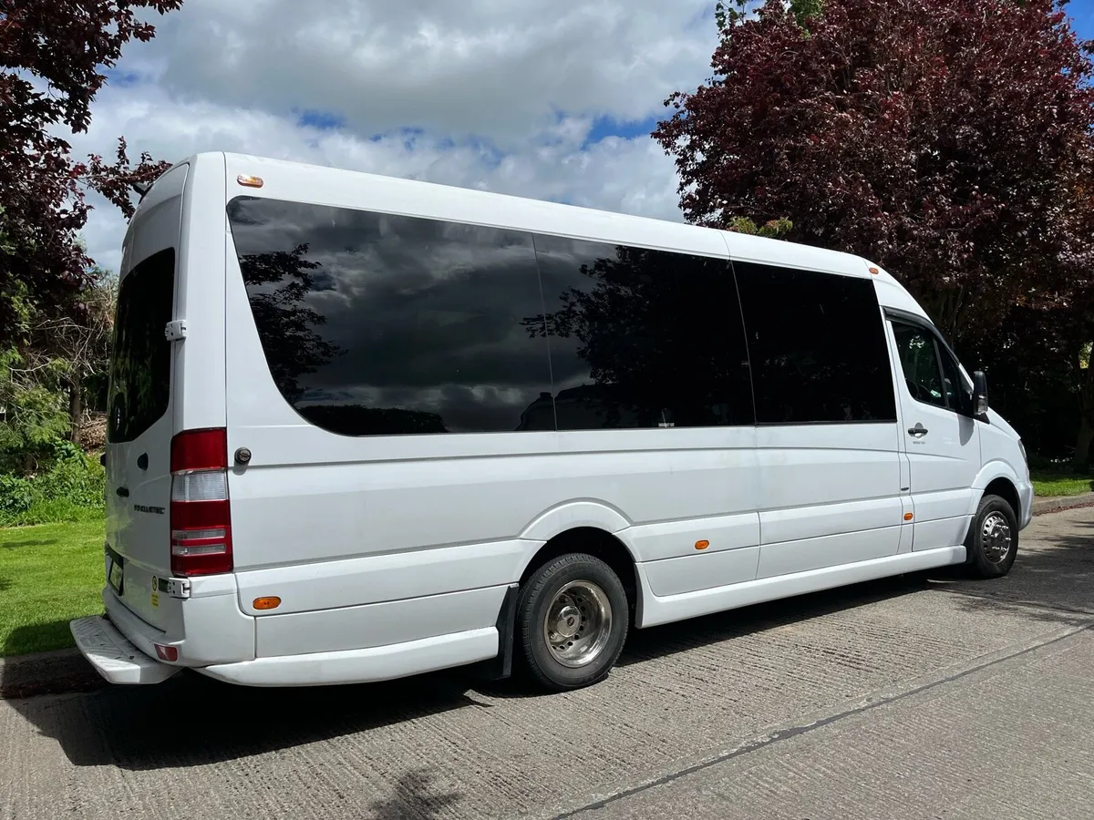 Mercedes Sprinter 16 Seater Minibus - Image 2