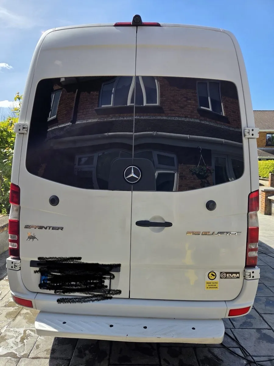 Mercedes Sprinter 16 Seater Minibus - Image 3