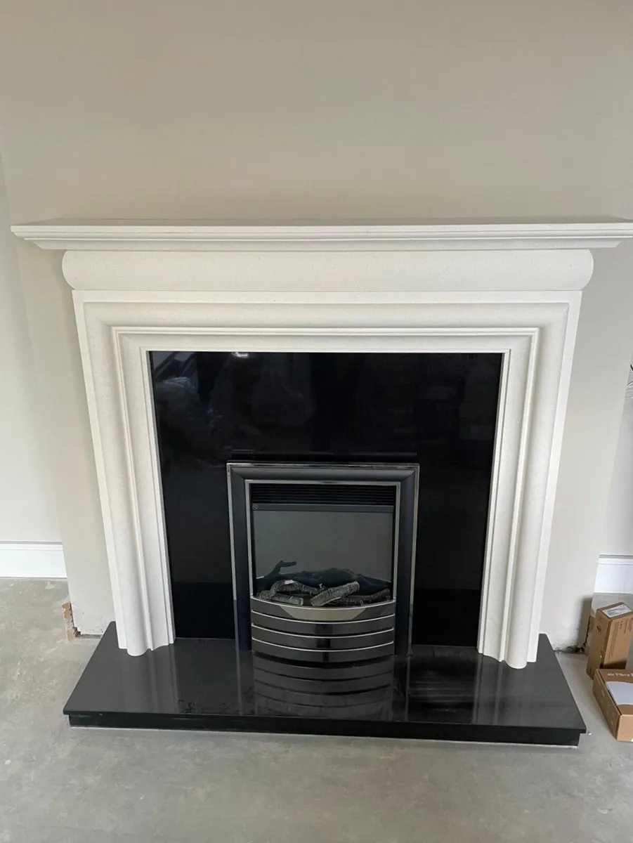 Charlton&Jenrick EL fire place with lime stone - Image 1