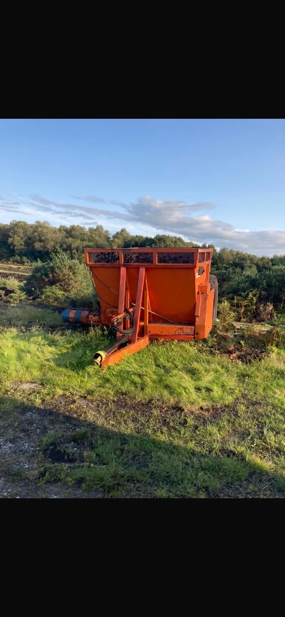 Looking for kentec or belmac  turf  hopper - Image 1