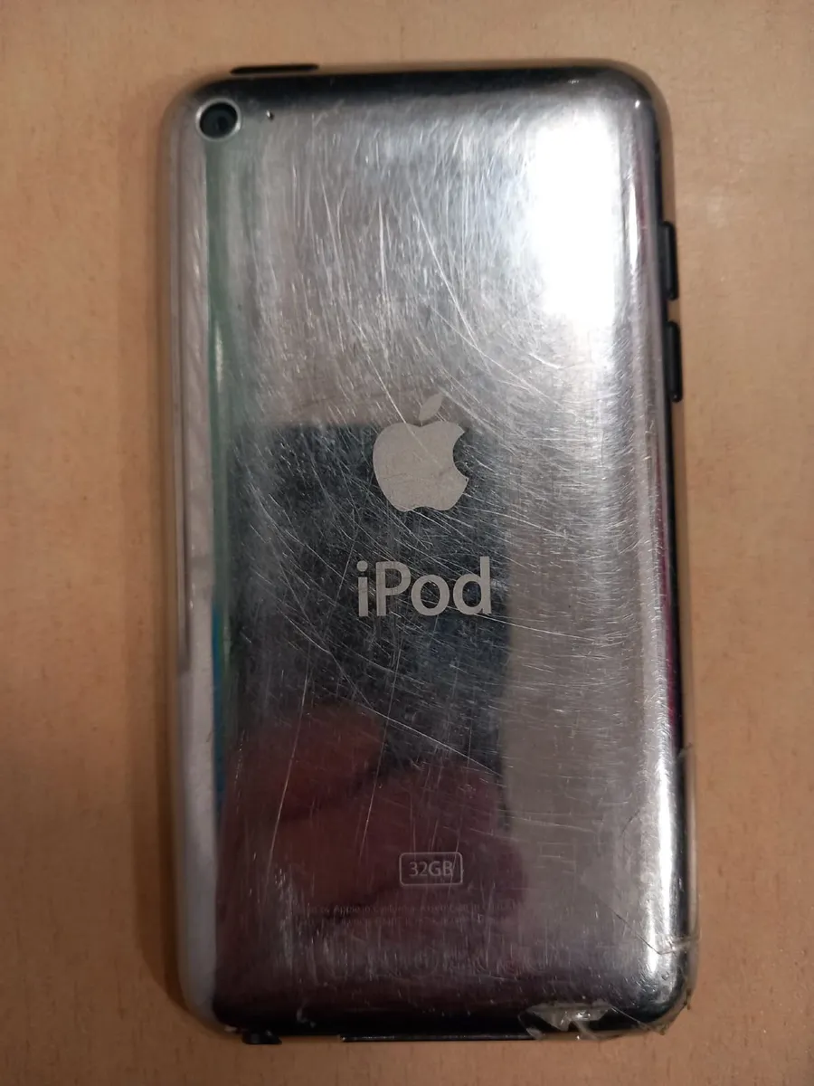 Apple iPod Touch 4th Generation MC544NF/A Black ( - Image 3