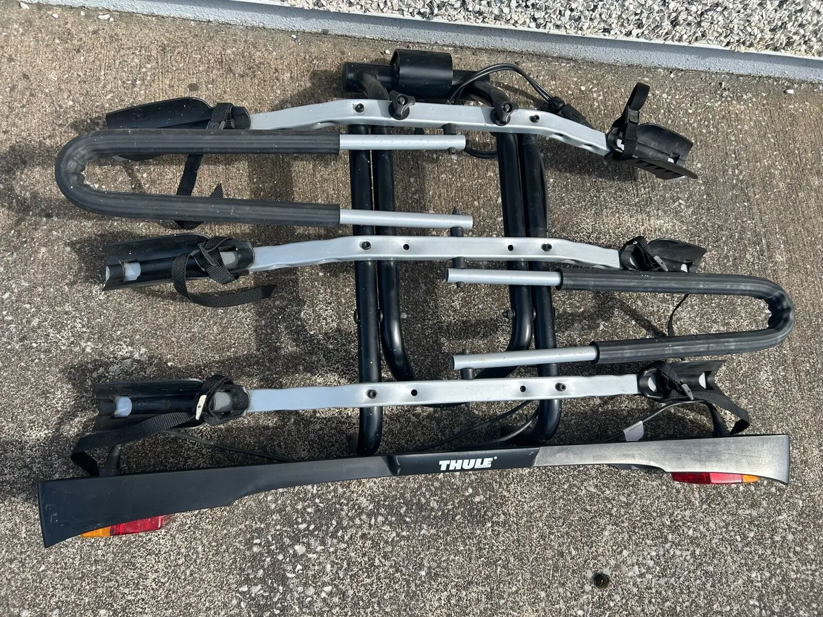 Thule 3 Bike Towbar Carrier - Image 2