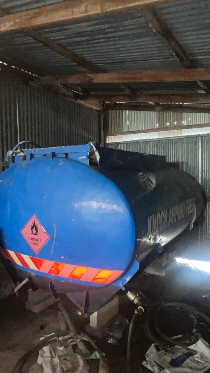 1750 gallon diesel tank - Image 2