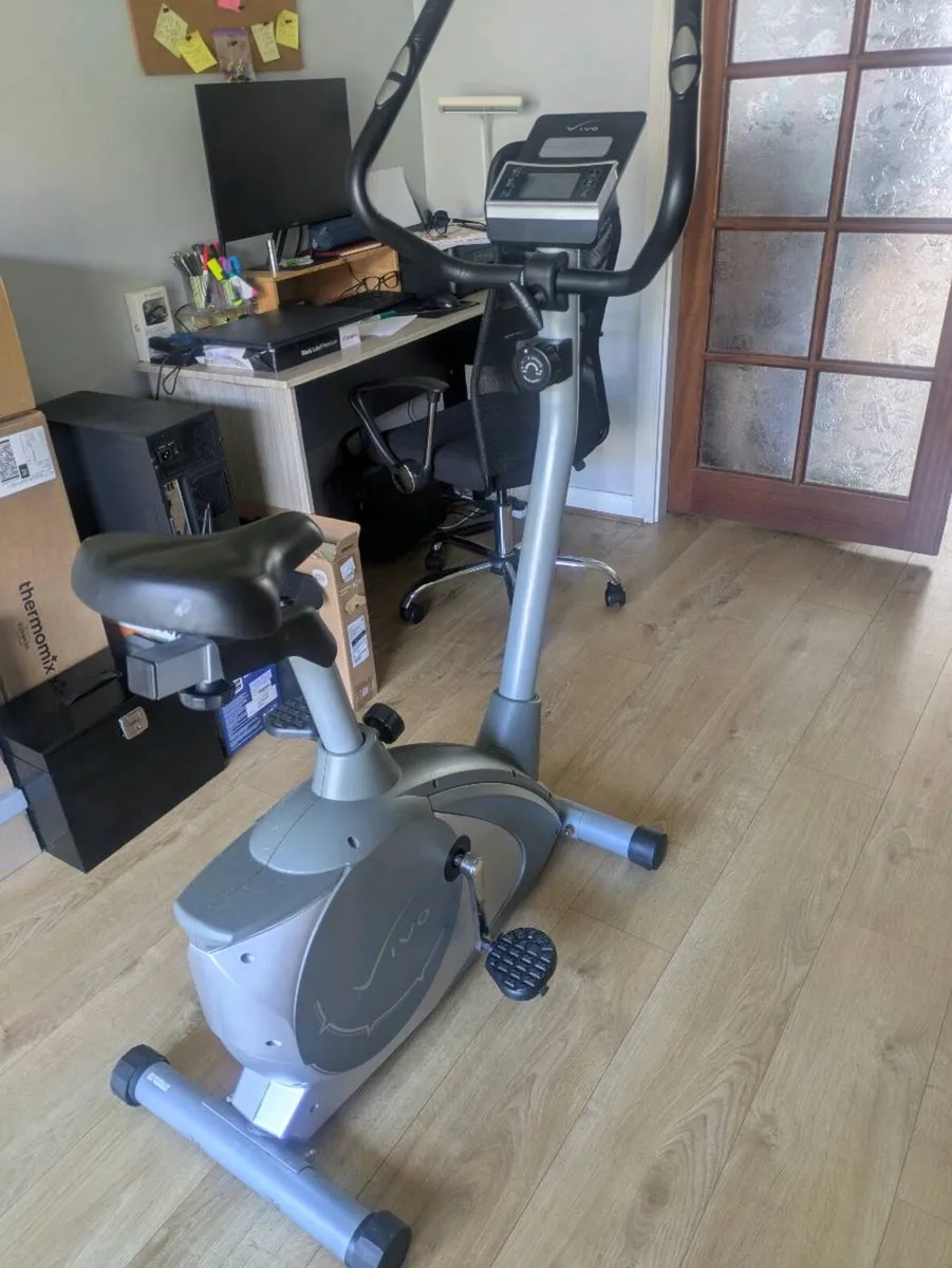 Vivo exercise bike - Image 2