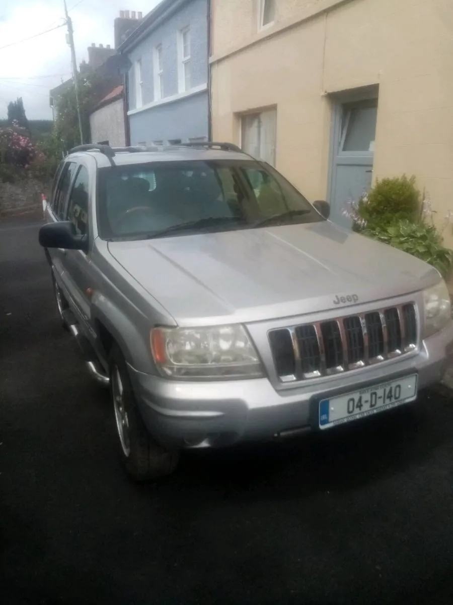 Jeep Grand Cherokee Overland - Image 1