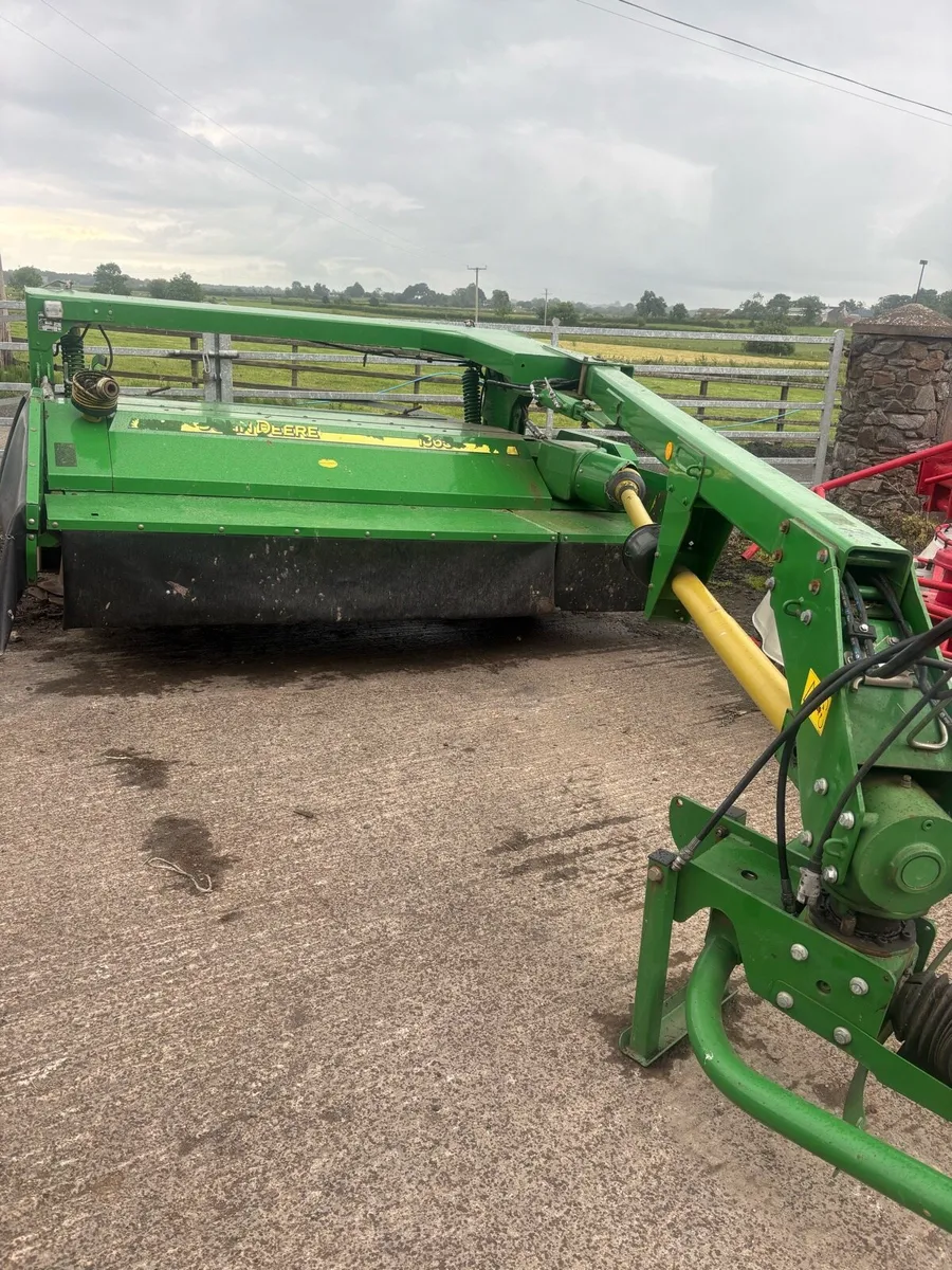 John Deere 1365 mower - Image 2