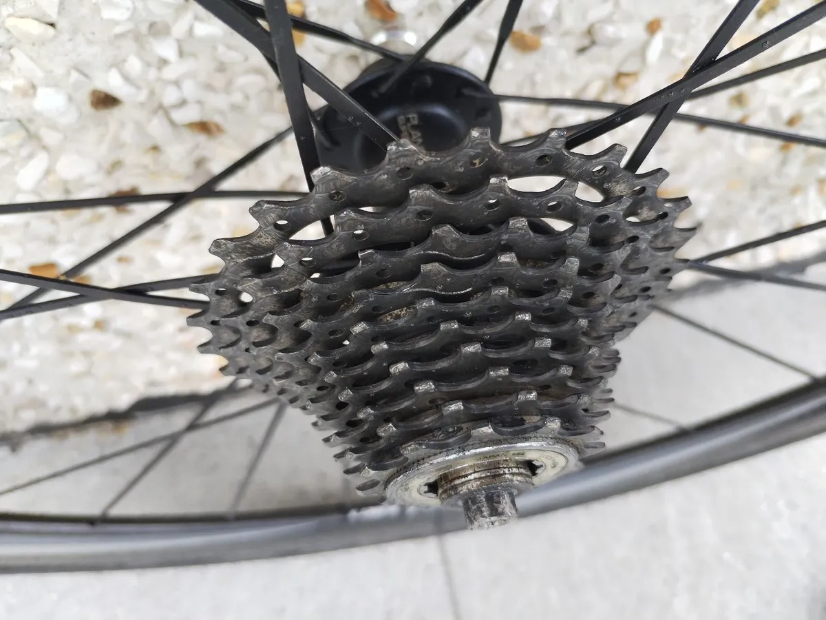 50 mm Planet X carbon clinchers - Image 2
