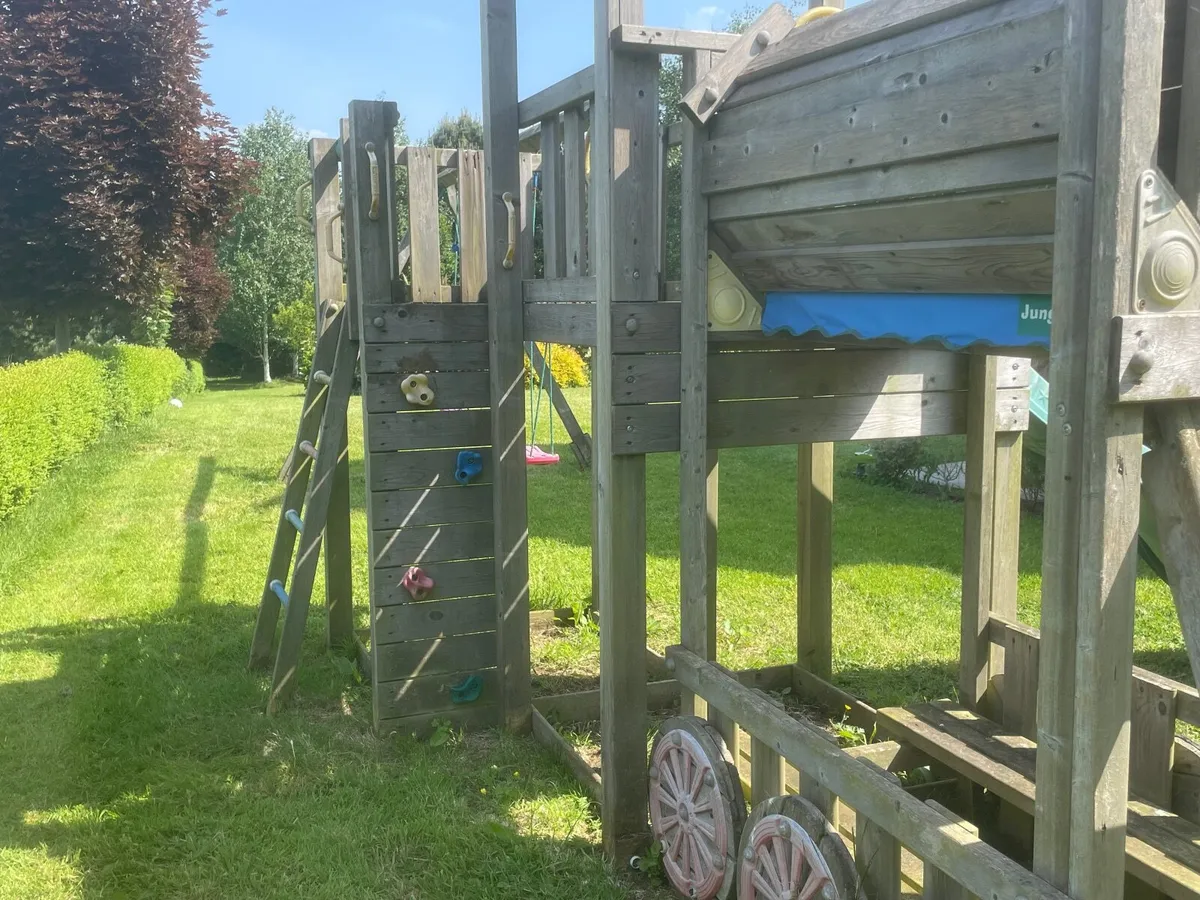 Climbing Frame - Image 4