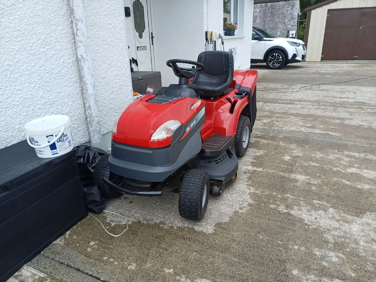 Castle Garden Ride on Lawn Mower - Image 2