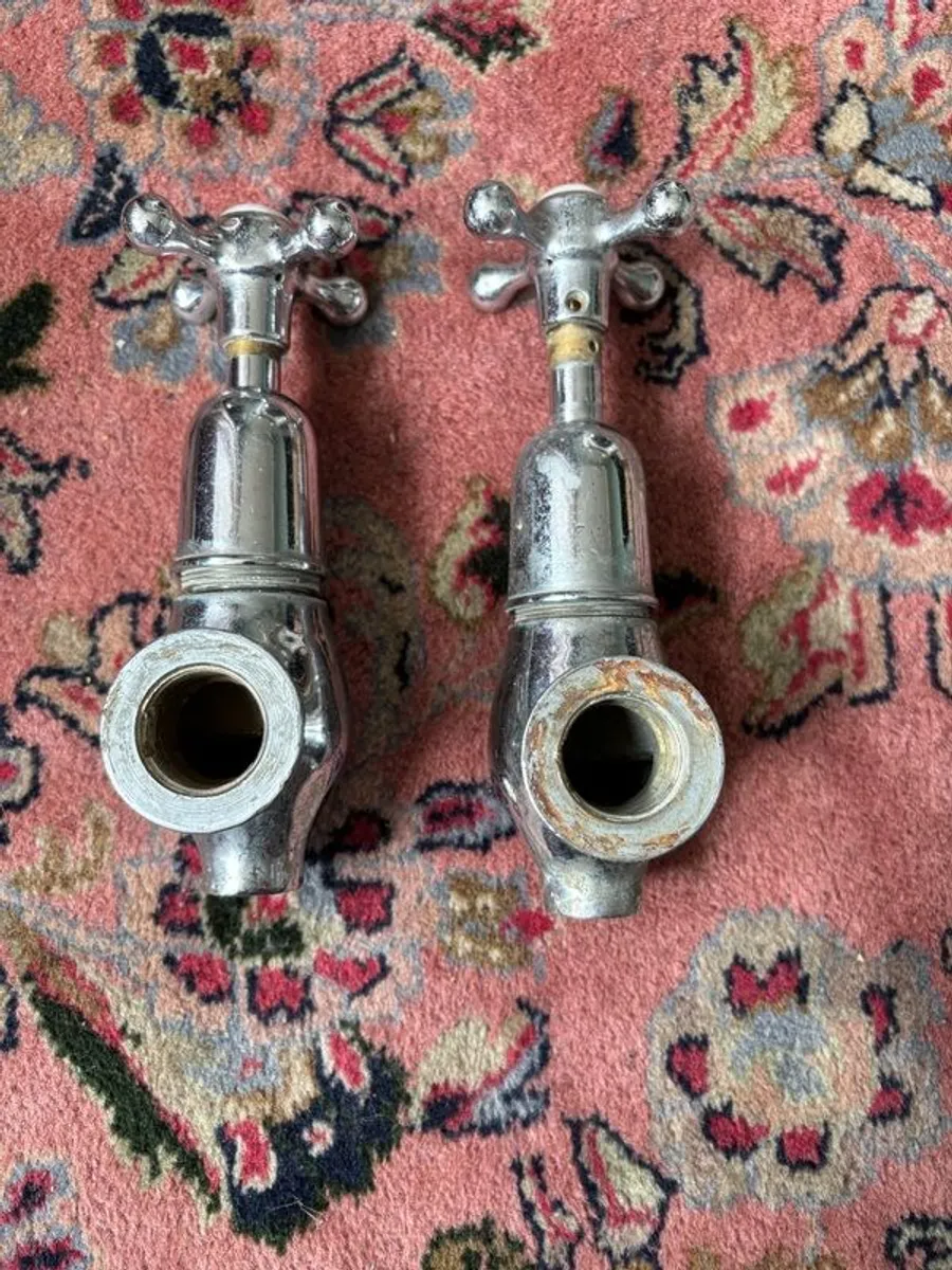 Antique Globe Taps - Image 3