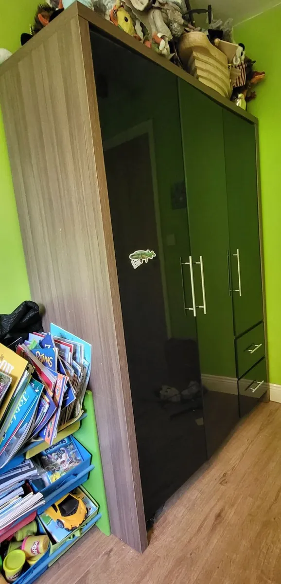 3 Door,  2 Drawer Wardrobe - Image 2