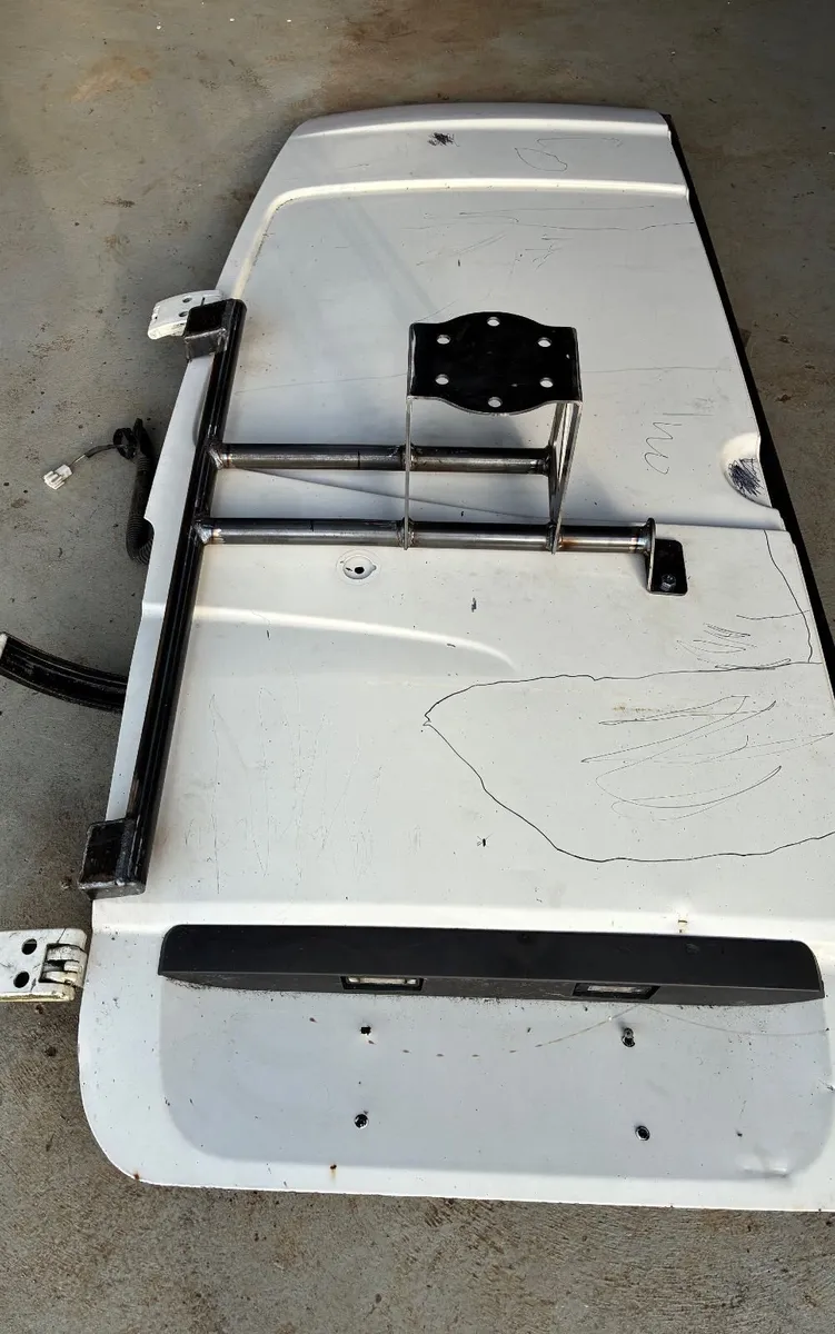 Van Spare Wheel Carrier - Image 3