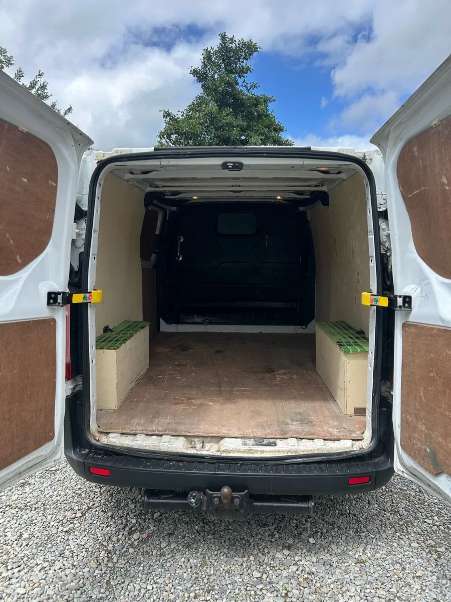 Ford Transit Custom - Image 4