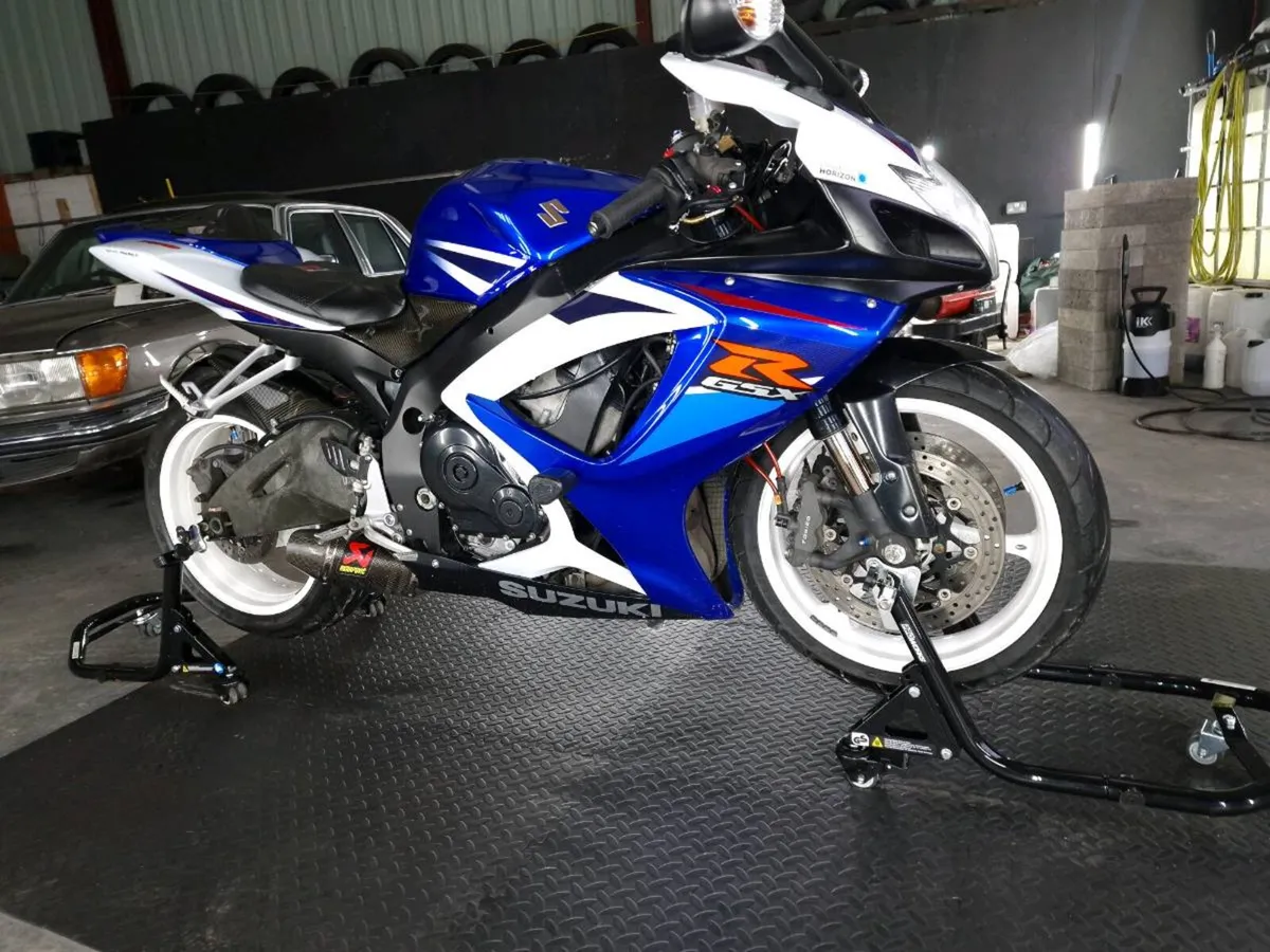 Gsxr 750 - Image 1