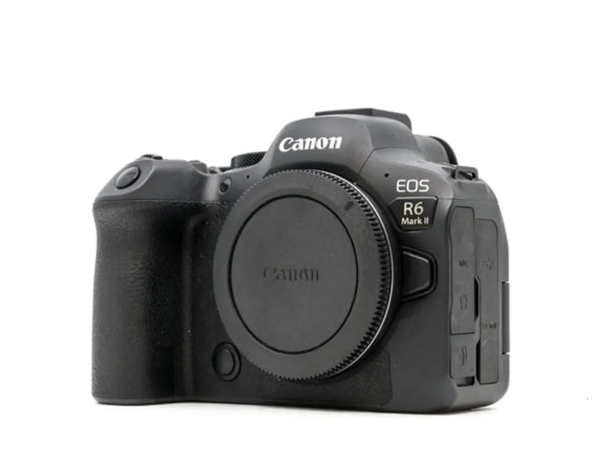 Canon EOS R6 Mark II 24.2MP (Body Only) - Image 1