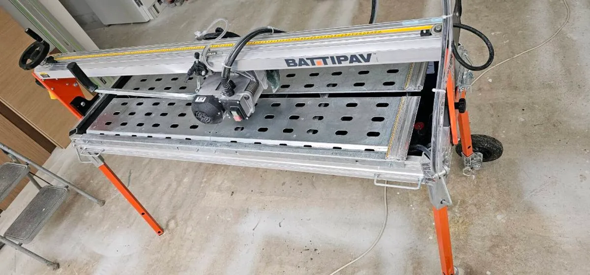Bittipav Wet Tile Saw - Image 1
