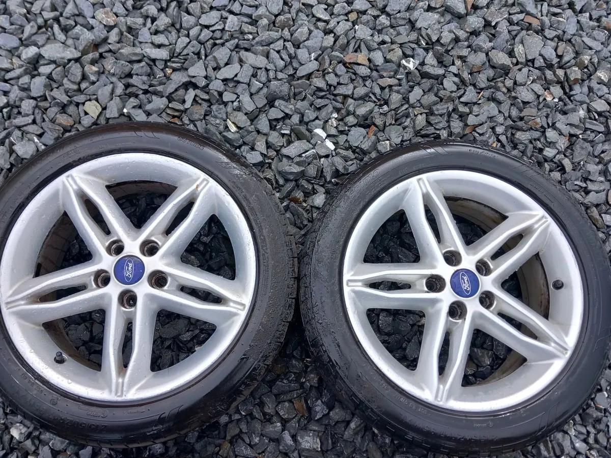 17inch  5x108 Genuine Ford Focus Alloys - Image 2