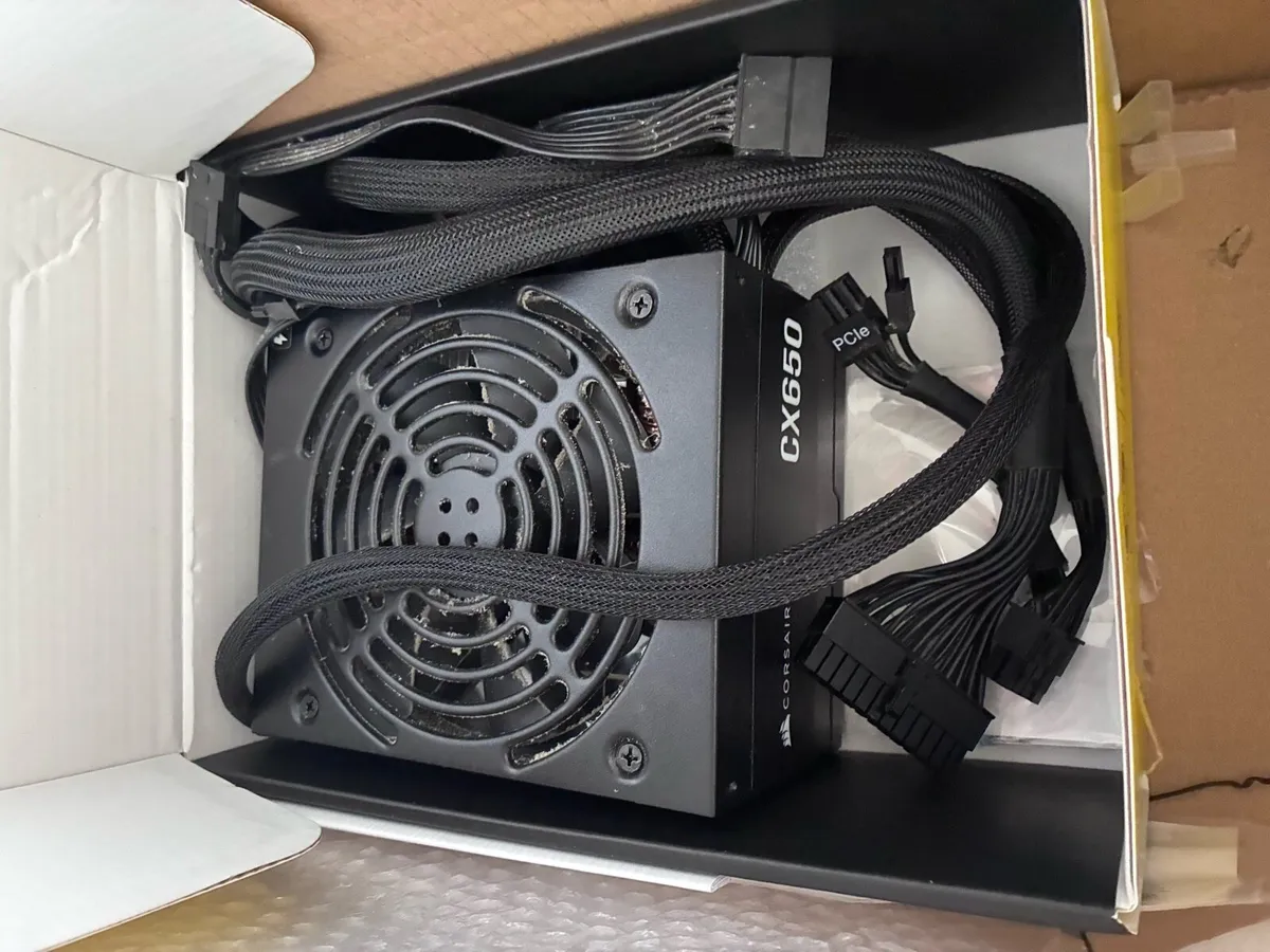 AMD RADEON RX 6600 GPU and 650w psu - Image 3