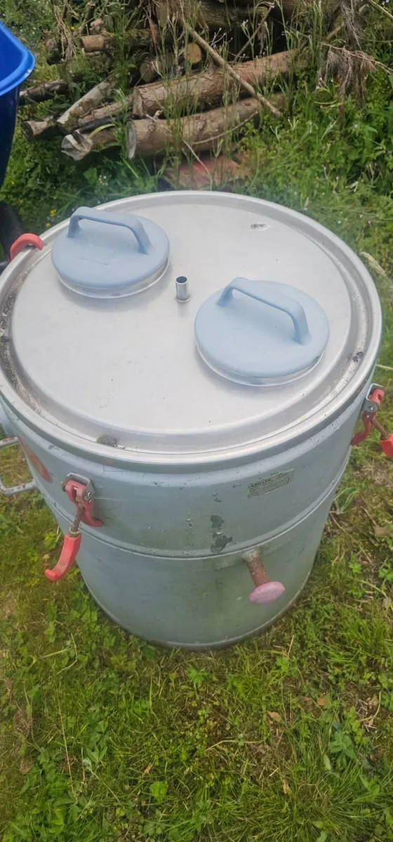 Vintage Roscher insulated milk cooling tank - Image 2
