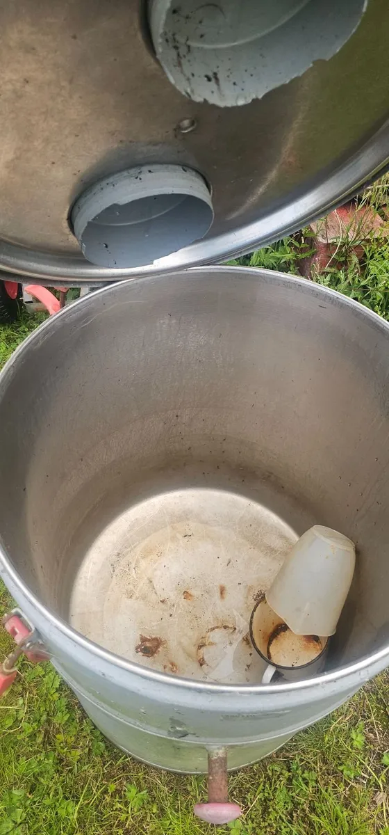 Vintage Roscher insulated milk cooling tank - Image 4