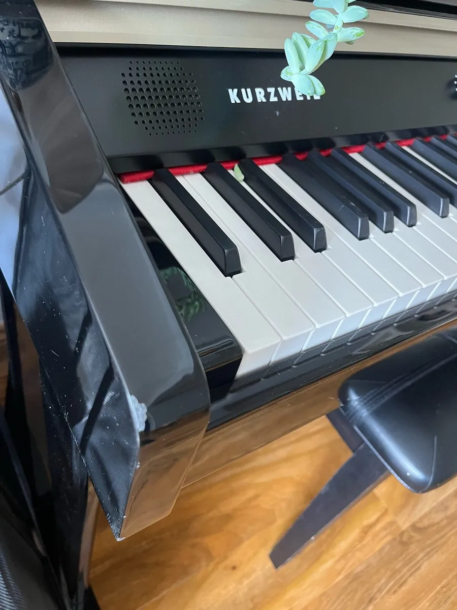 Kurzweil electric piano - Image 3