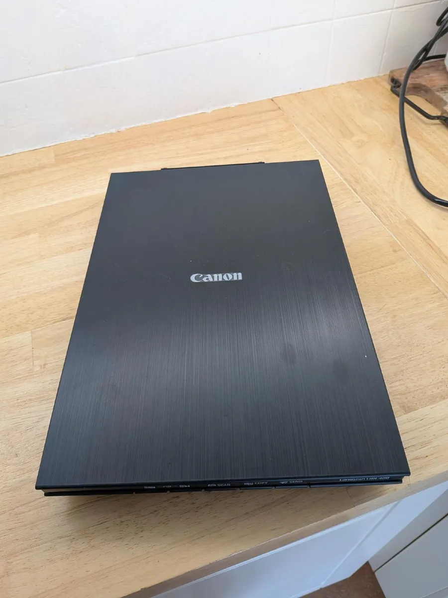 Canon high resolution colour scanner - like new - Image 3
