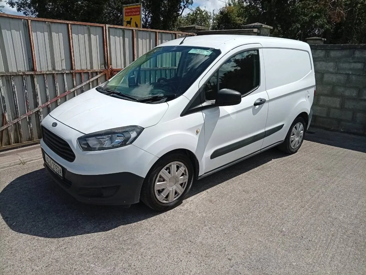 Ford transit courier - Image 4